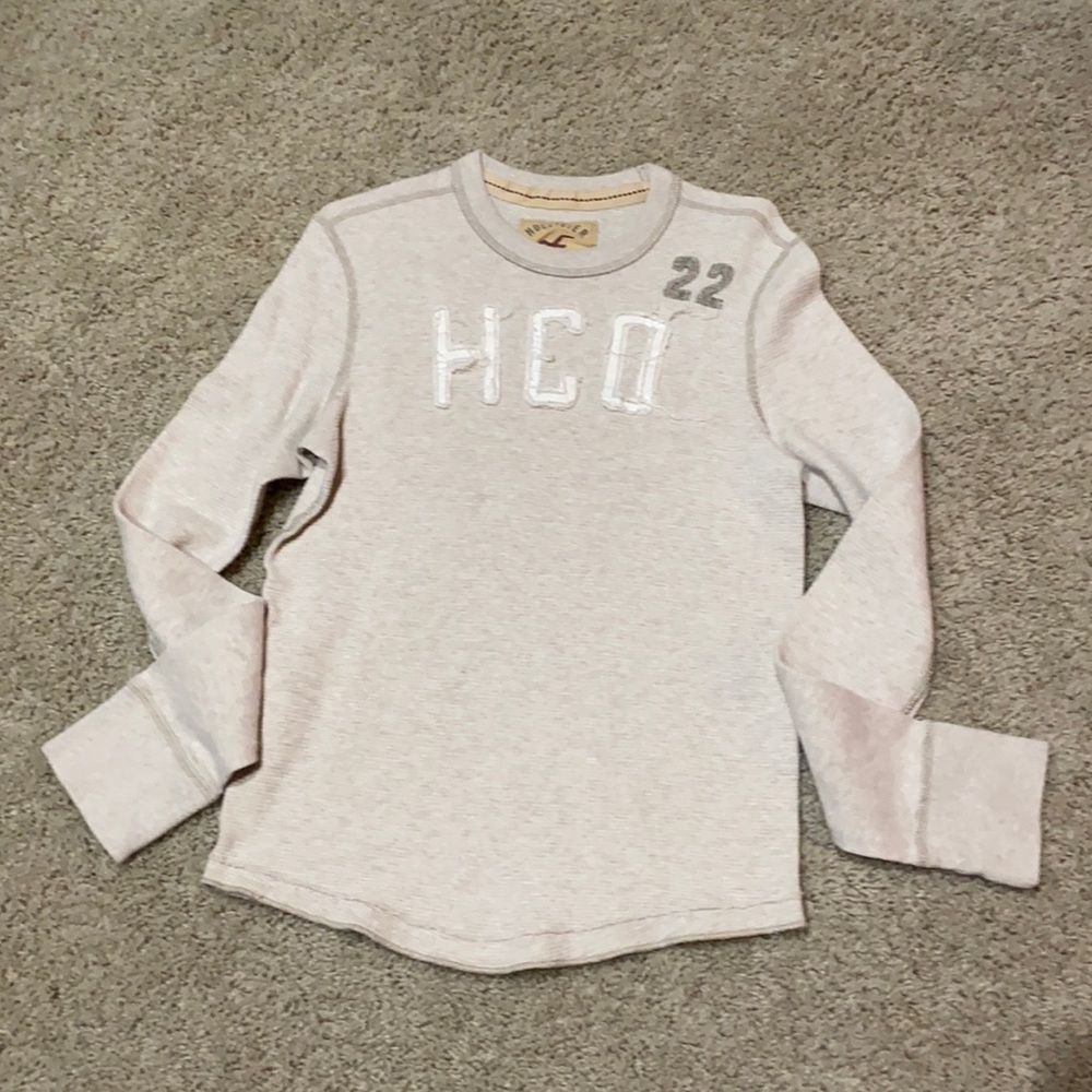 HOLLISTER MENS SMALL  shirt - non-smoking home / pet free. FLAWLESS. NEVER WORN